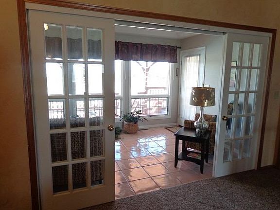 4th image of 2744 Thunderbird Cir