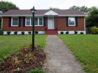 2044 Meadowbrook Rd NW, Roanoke, VA 24017