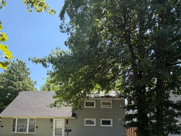 19 David Ct, Colonia, NJ 07067