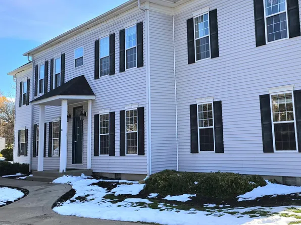 29 Dornoch St Unit A, Valparaiso, IN 46385