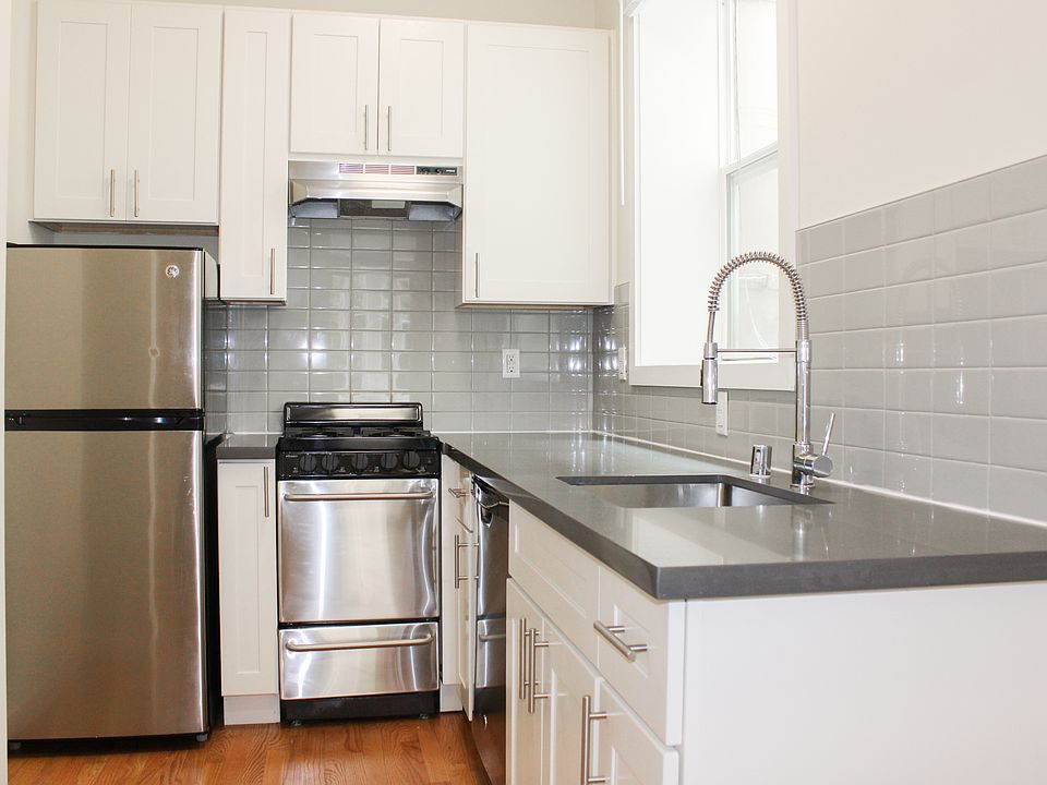 1st image of 626 Powell St #205