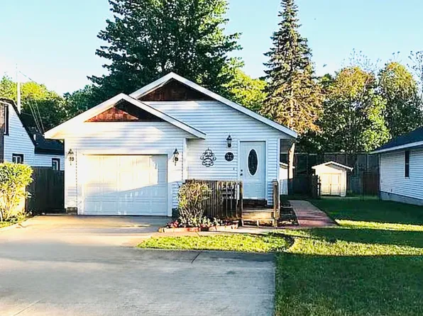 2317 Norman Ave, Muskegon, MI 49441
