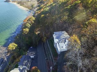 87 Bayside Dr, Atlantic Highlands, NJ 07716