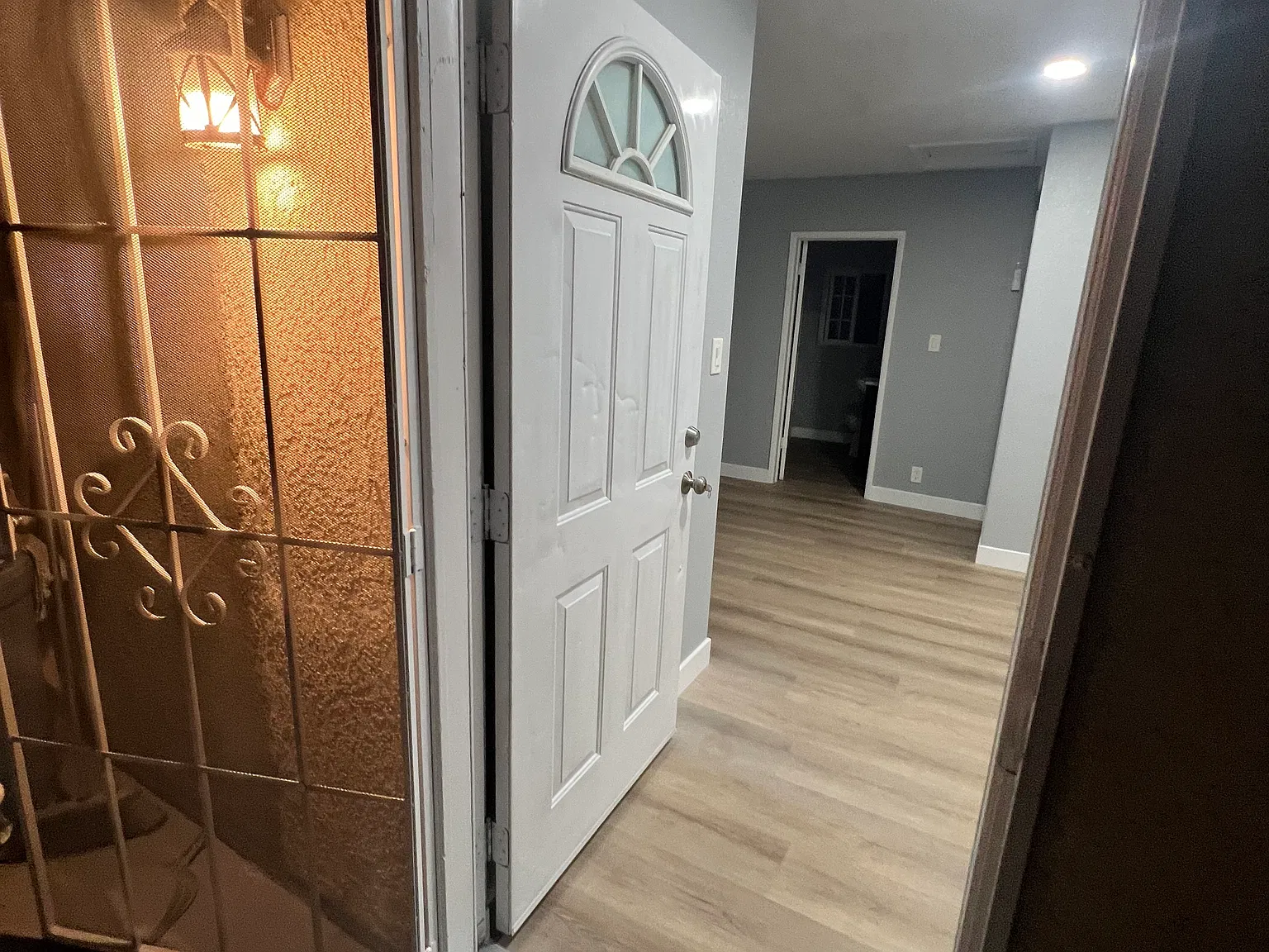 1 bed, 500 sqft, $1,900 — Photo 2