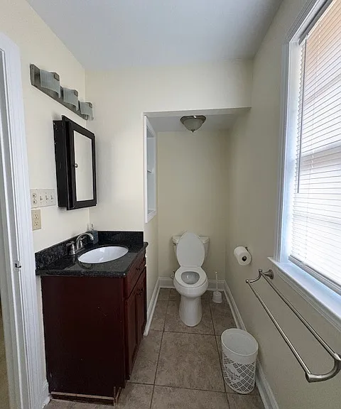 5420 Charlotte Dr — Photo 14
