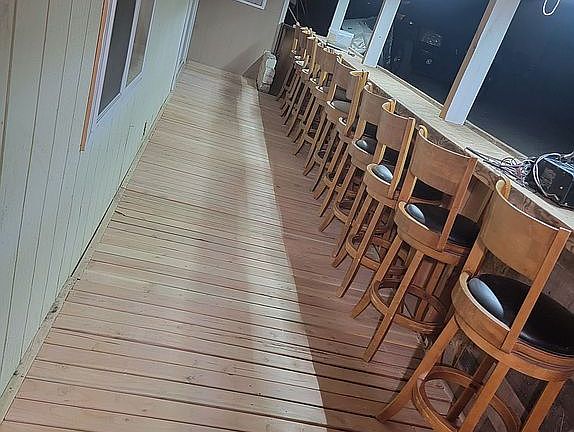 Side patio (to coffee bar)