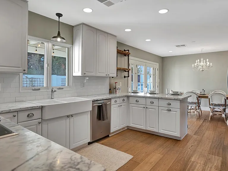 5441 E Flower St — Photo 29