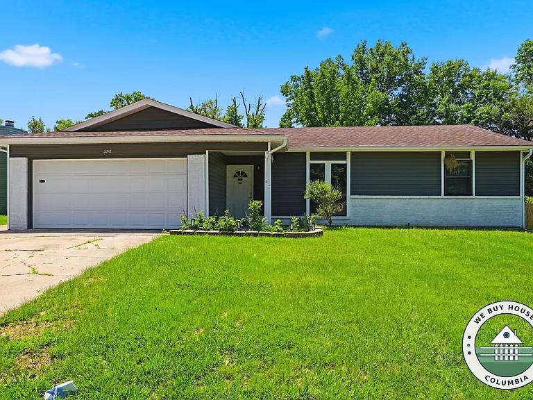 3316 Sherwood Dr — Photo 1