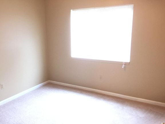 4th image of 27723 Carini Villa St