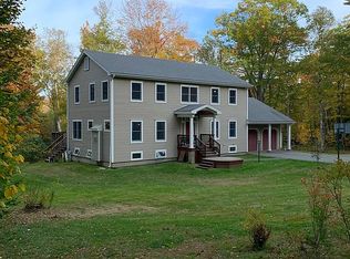 1 Wardrobe Rd, Hanover, NH 03755