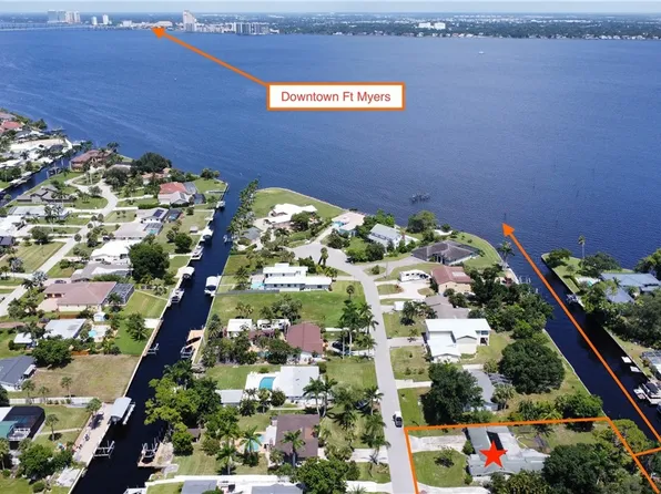 1845 Marina Cir, North Fort Myers, FL 33903