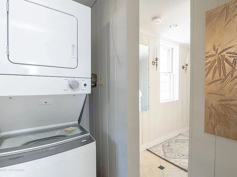 115 John St — Photo 13