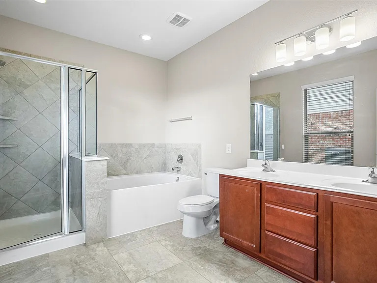 6530 Bayliss Valley Ln — Photo 20