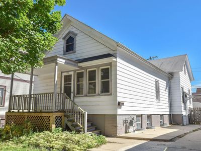 915 East Clarke STREET, Milwaukee, WI, 53212