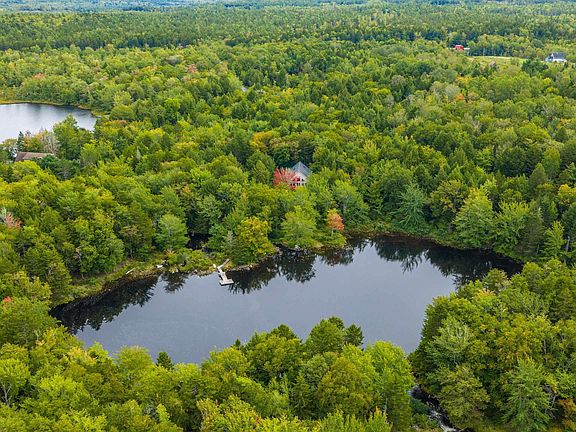 3rd image of 103 Canoe Lake Cove Rd