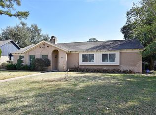 2210 Pomeran Dr, Houston, TX 77080