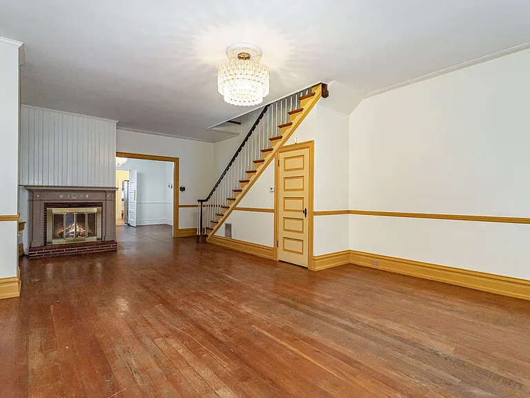 273 S Hanover St — Photo 5