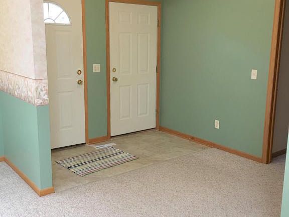 4th image of 762 Todd Ave