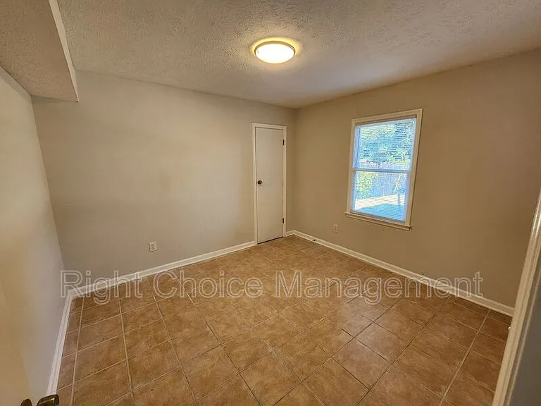 6219 Browning Dr — Photo 10