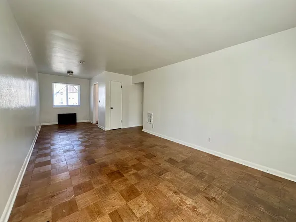 Boston Apartments, 168 Boston St APT 8, Seattle, WA 98109