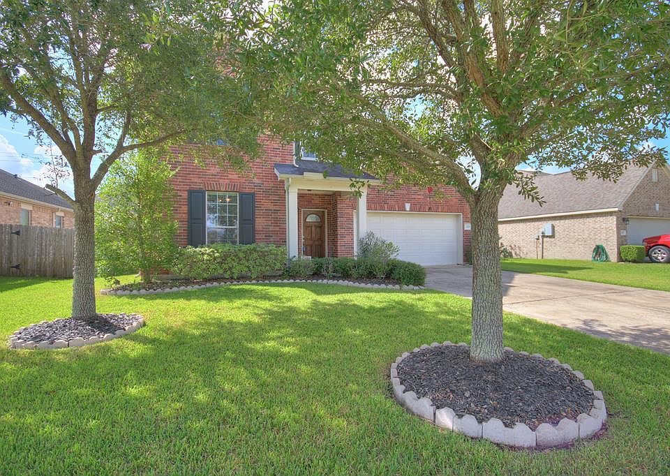 1st image of 3220 Cactus Heights Ln
