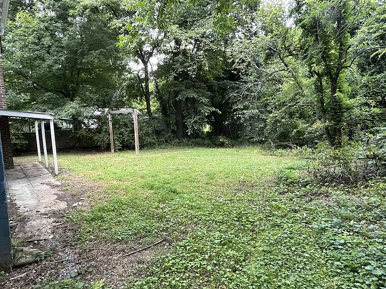975 Old Charlotte Rd — Photo 29