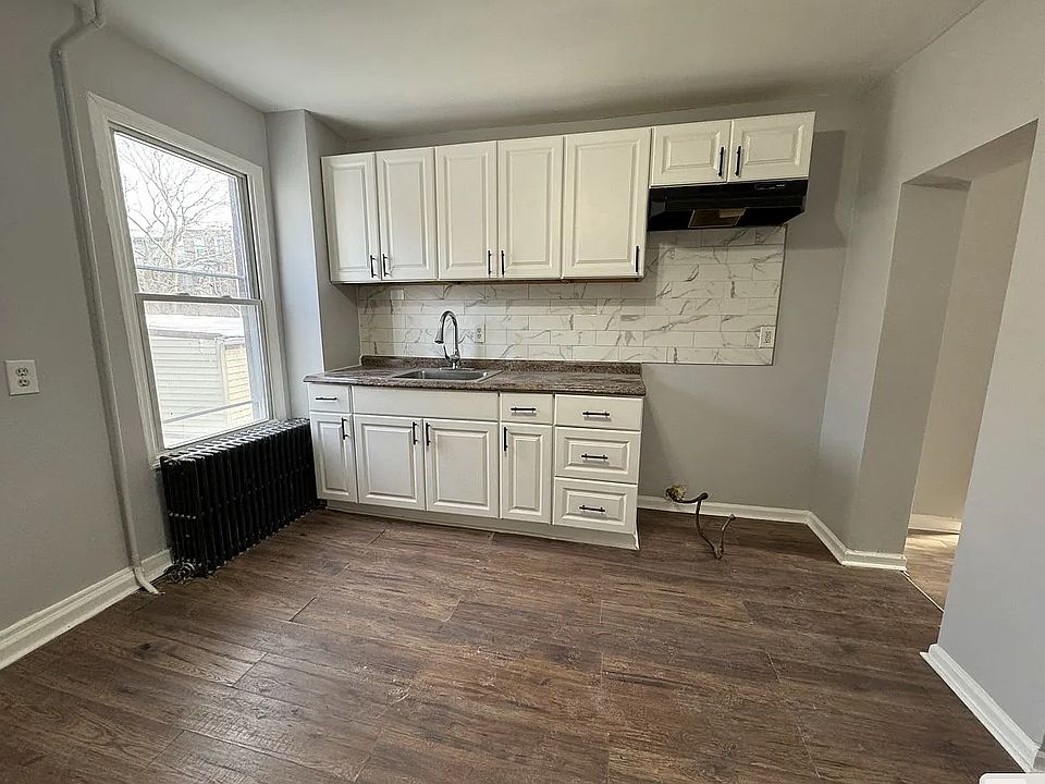 1st image of 52 Harrison Ave #5C