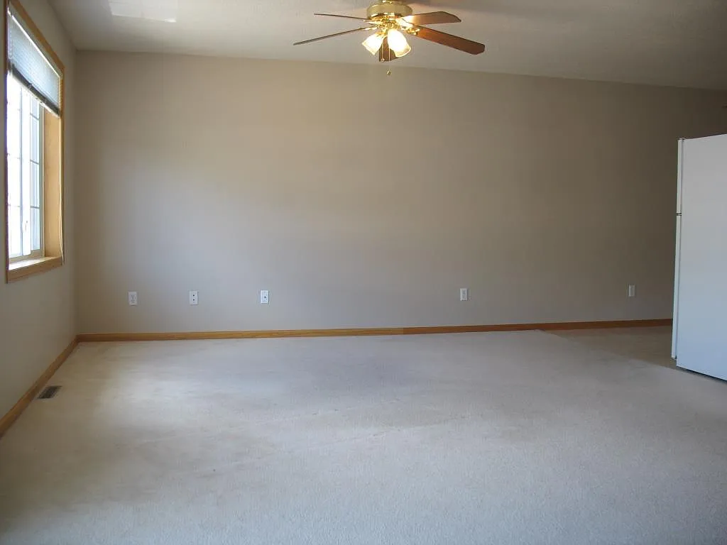 2 bed, 1248 sqft, $1,845 — Photo 4