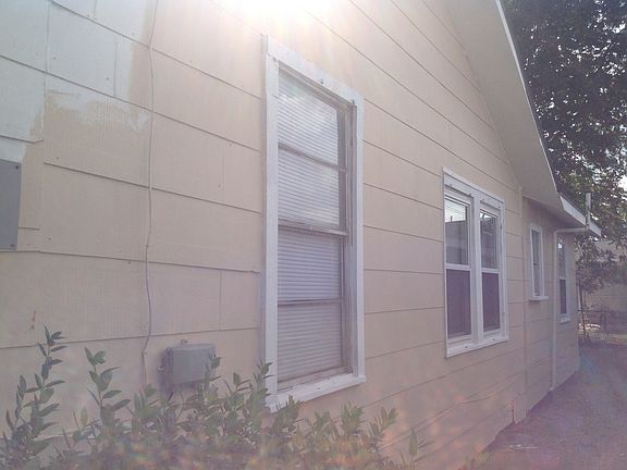 3rd image of 104 14th St