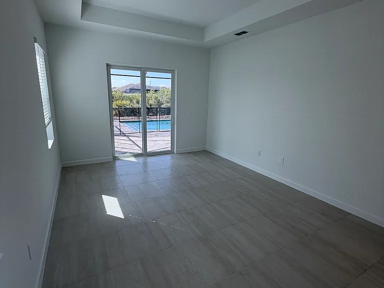 7760 Lakes Edge Ln — Photo 14