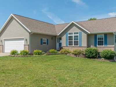 523 Boulder Dr, Center Point, IA, 52213