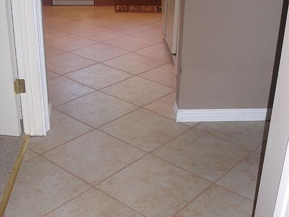 Tiled Entry & Kitchen