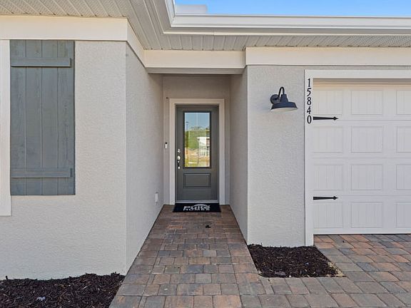 Welcoming Chapman Exterior