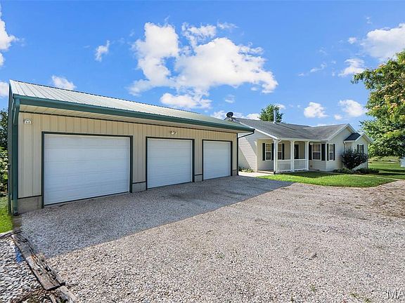 5th image of 394 Mindy Ln