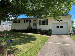 3719 Carolina St NW, Massillon, OH 44646