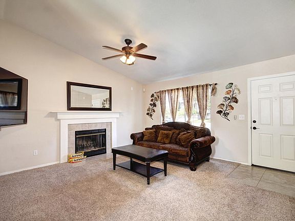2nd image of 709 Rowley Ct