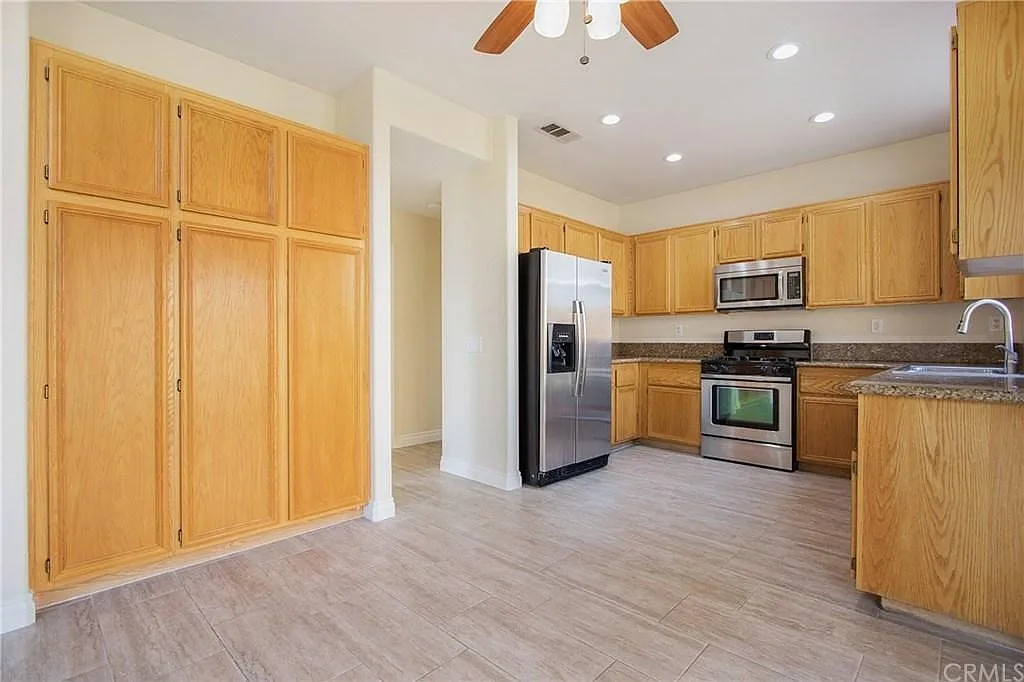 Oso Dr, Corona — Photo 2