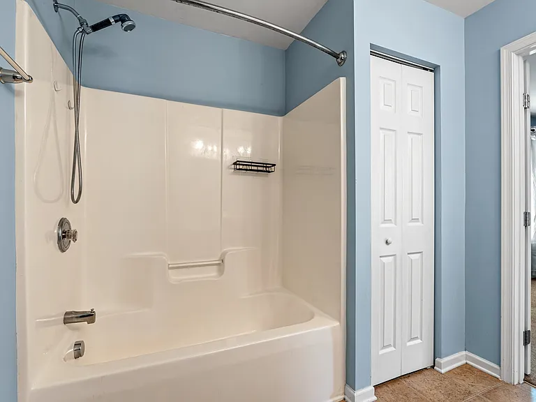 27 Madeline Cir — Photo 23