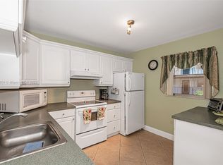 2800 Somerset Dr APT 212J, Lauderdale Lakes, FL 33311