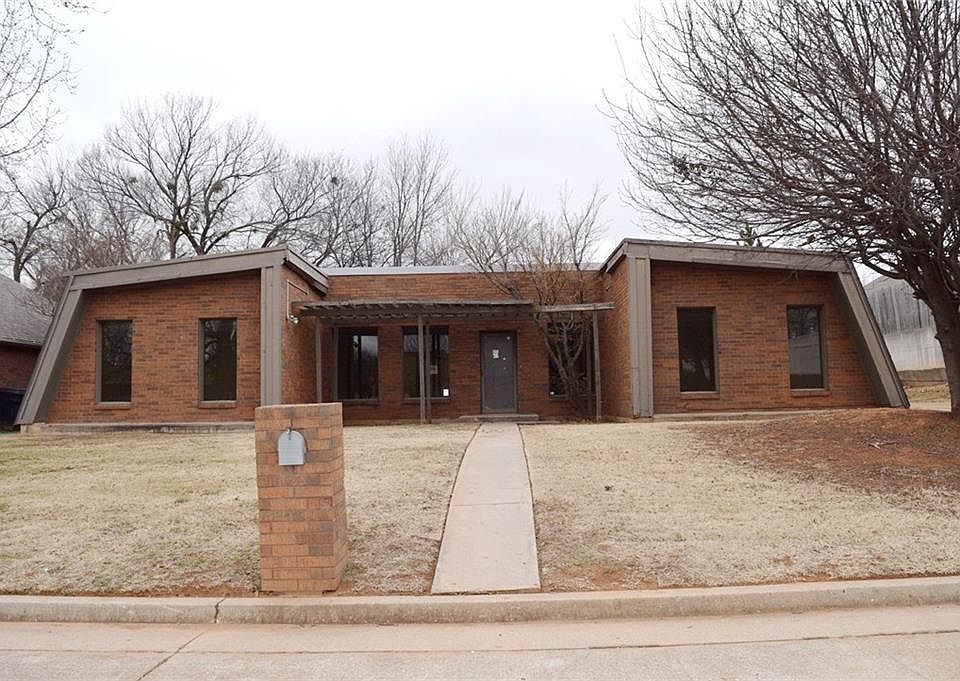1st image of 11731 Sorrento Ln
