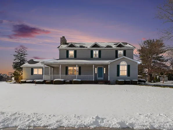 53255 Saint Matthew Ct, Granger, IN 46530