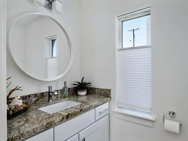 Powder room