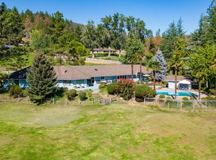 3340 Winterbrook Ln, Central Point, OR 97502