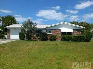 9846 Daisy Ave, Palm Beach Gardens, FL 33410