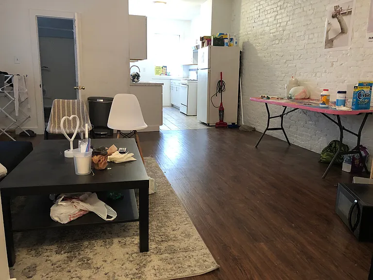 41 Cunard St #2 — Photo 8