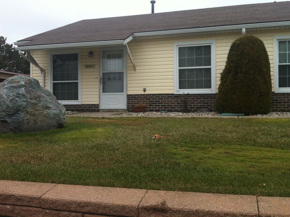 1st image of 20811 Flora St