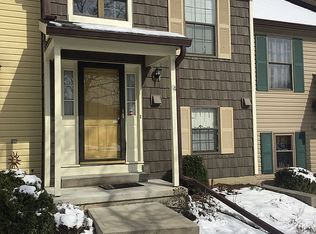 94 Wood Duck Ct, Hackettstown, NJ 07840