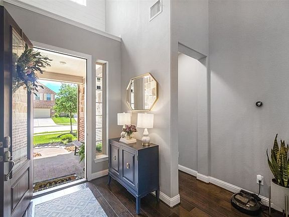 5th image of 10550 Paula Bluff Ln
