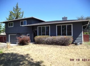 1681 Brookhurst St, Medford, OR 97504
