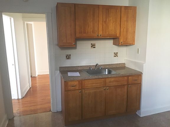5th image of 2531-41 E 73rd St #2539-3A